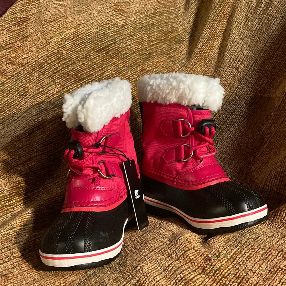 Kids snow/rain boots